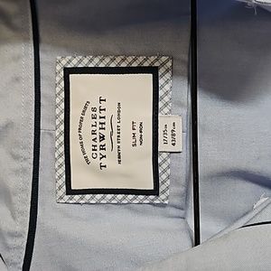 Charles  Tyrwhitt  blue shirt 17/35